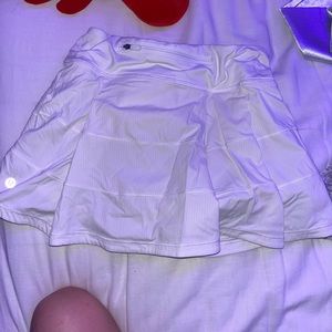 white lululemon skirt